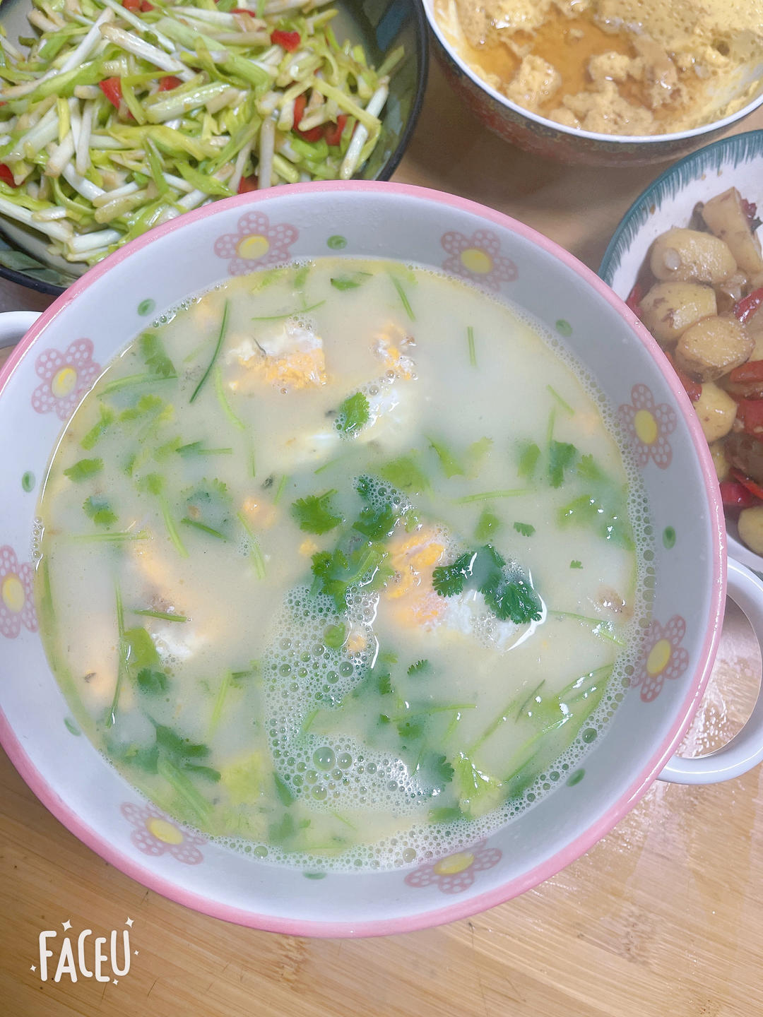 无刺奶白鲫鱼汤（家常）