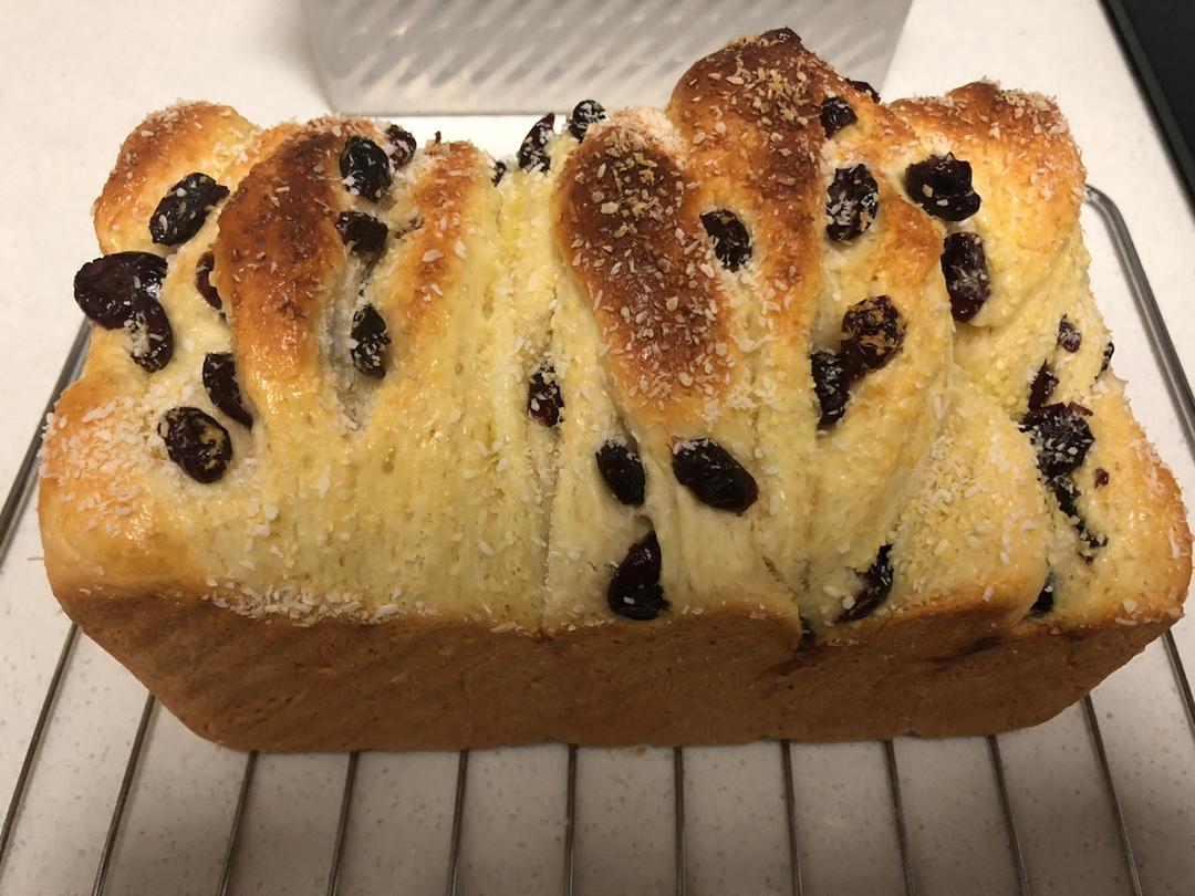 手撕蔓越莓炼乳吐司