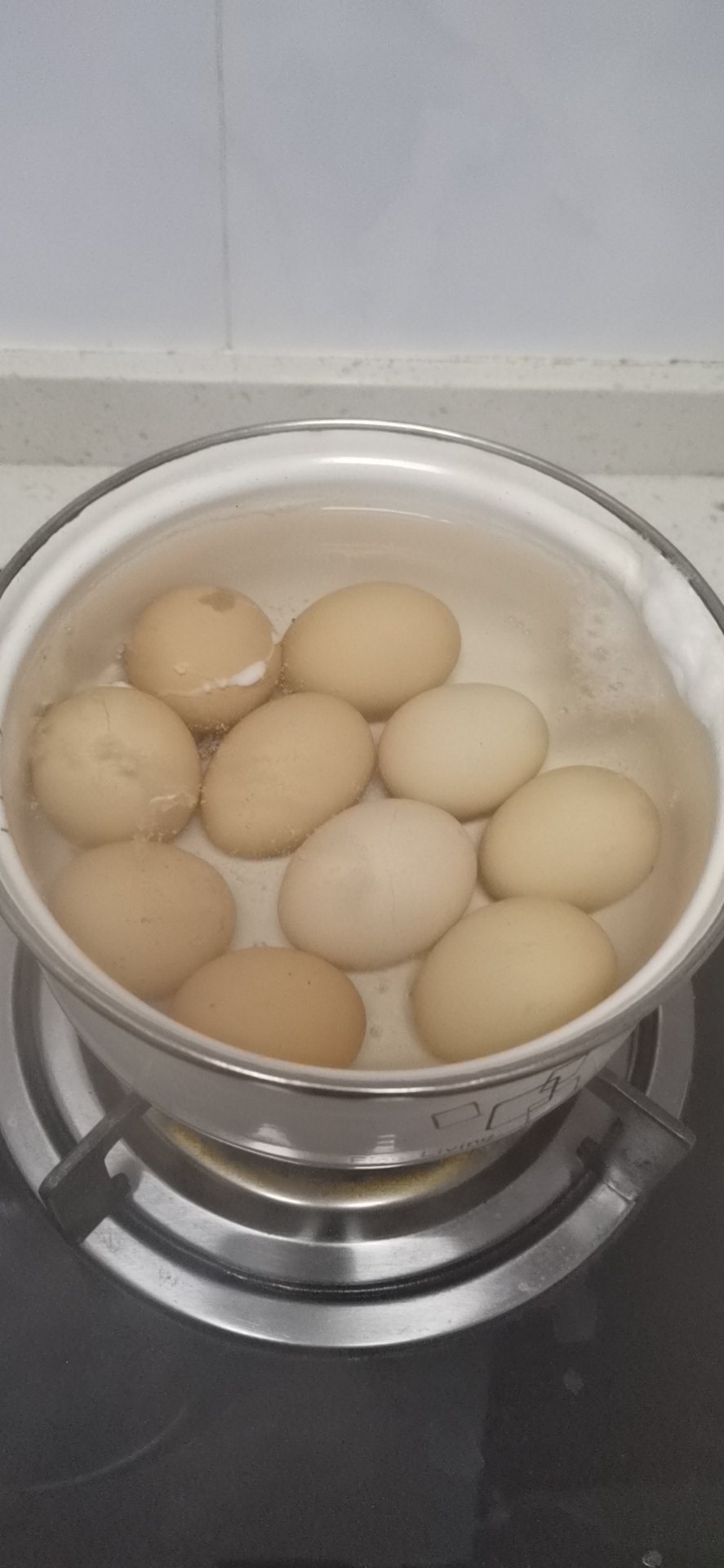 日式溏心卤蛋的做法 步骤1