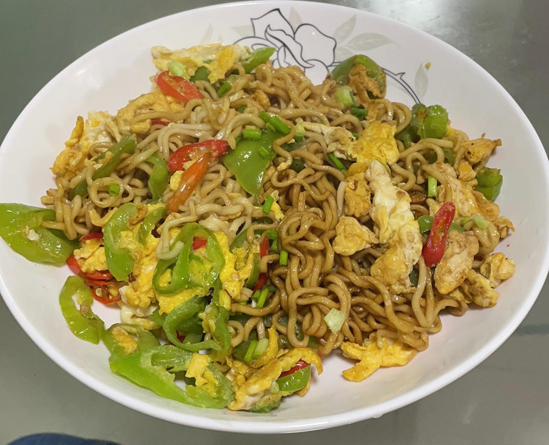 鸡蛋青菜炒面（宝宝面）