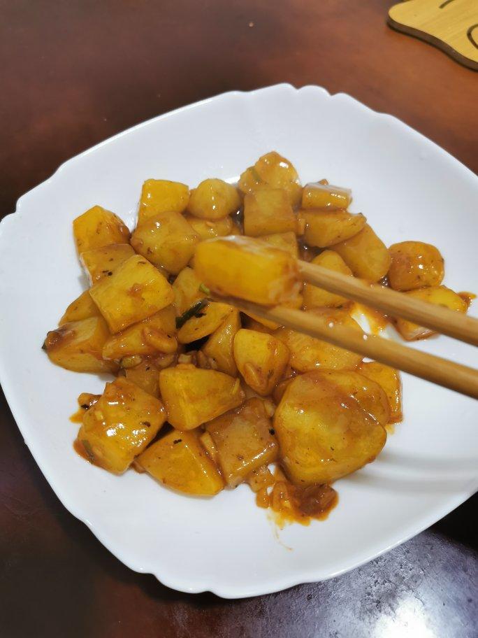 土豆🥔的灵魂吃法，烧土豆，孩子的最爱❤️