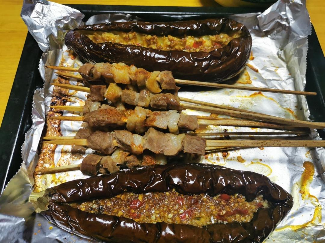 CC招牌菜销魂烤茄子，百吃不厌！