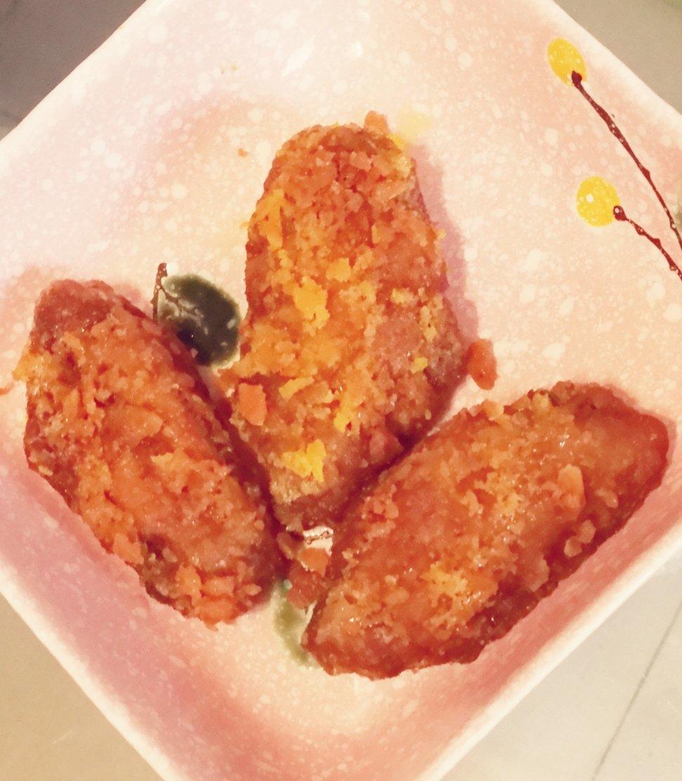 金灿灿咸蛋黄焗鸡翅