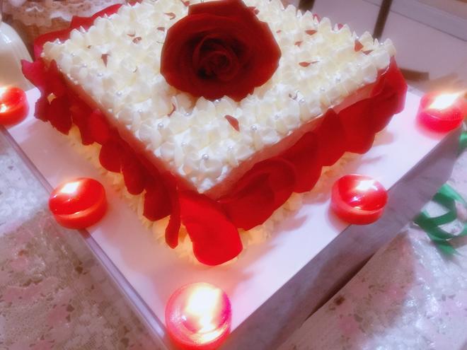 方形玫瑰生日蛋糕的做法