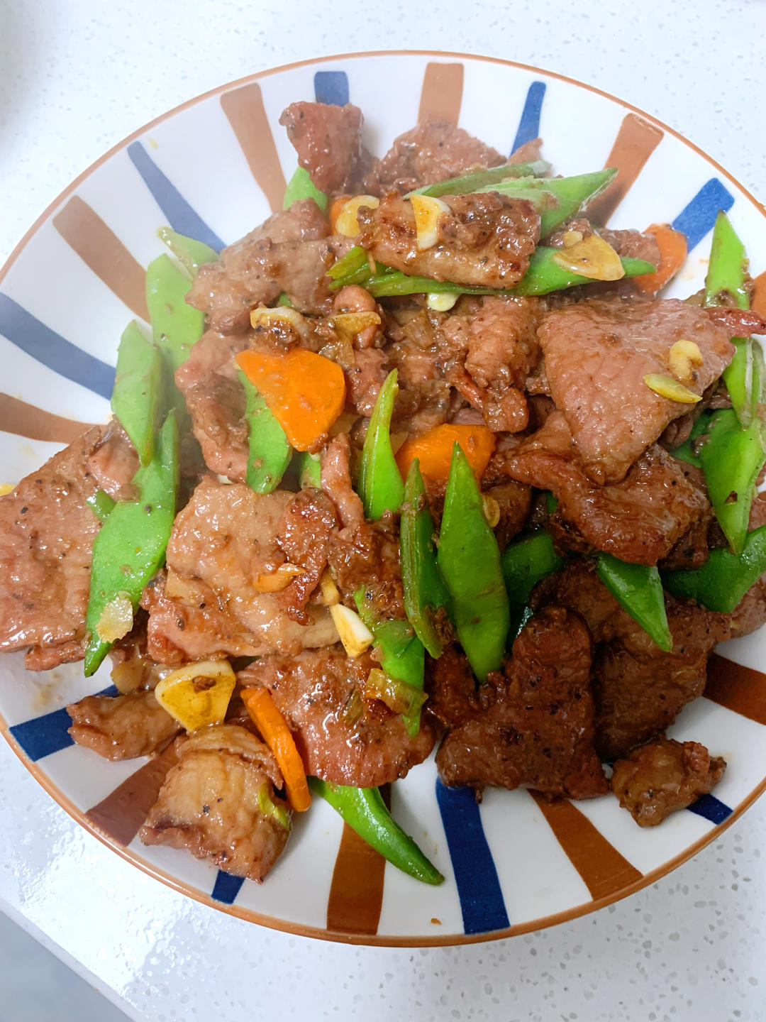 嫩炒牛肉片～～简单快手菜