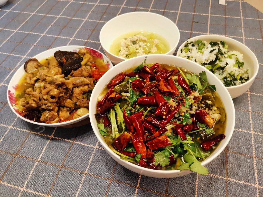 家常酸菜鱼