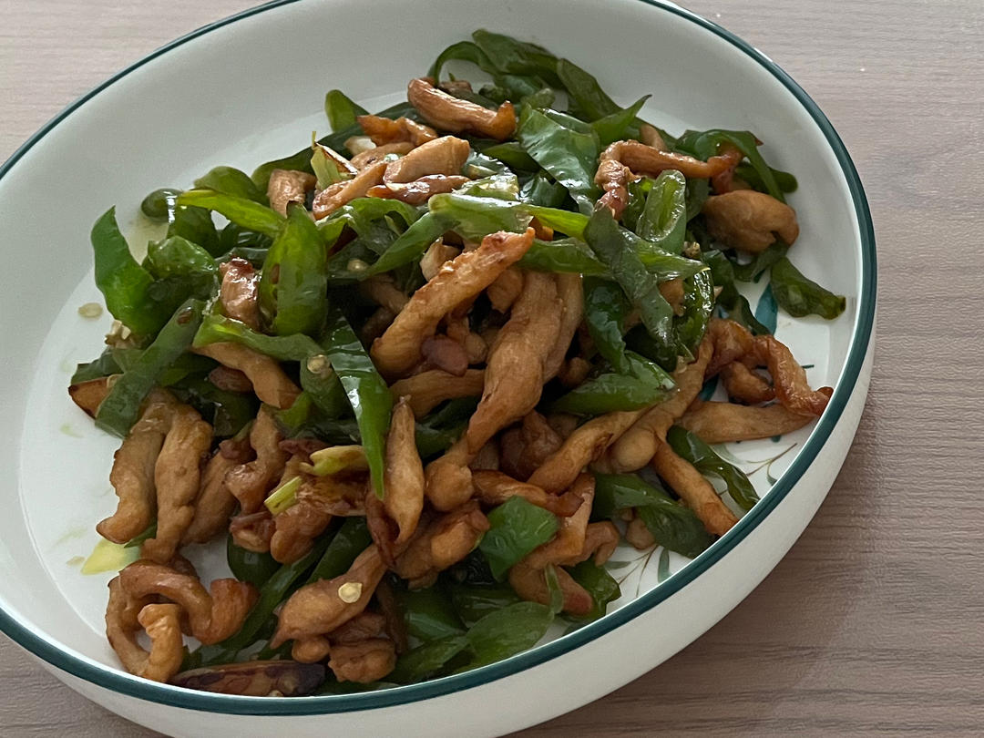 鸡丝炒青椒（鸡肉不老）