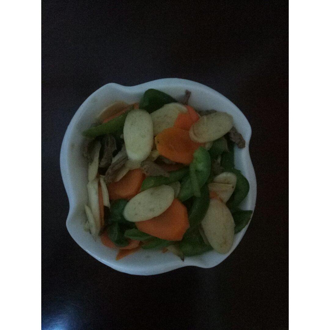 茭白炒肉片
