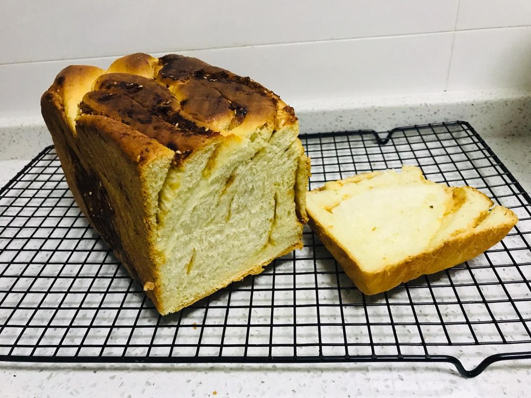 香葱肉松手撕吐司