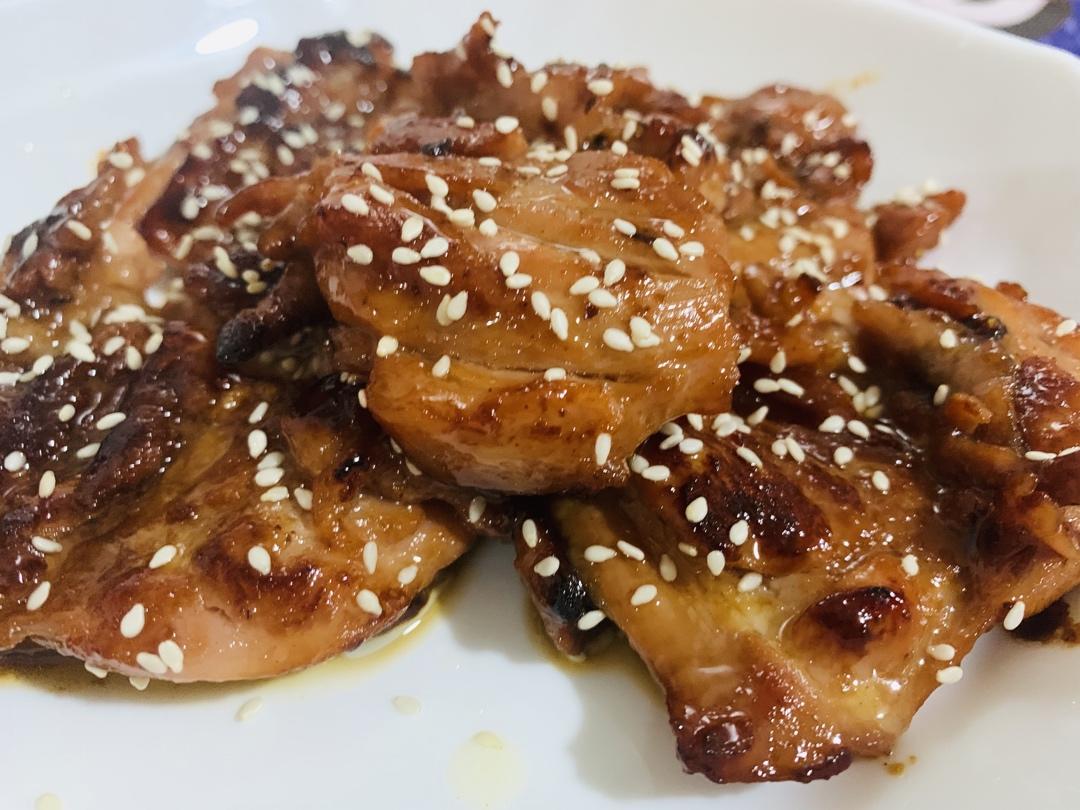 满口爆汁的叉烧鸡腿饭