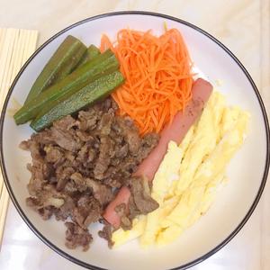 （低碳饮食•紫菜包饭）『无米寿司卷』（290大卡）的做法 步骤1