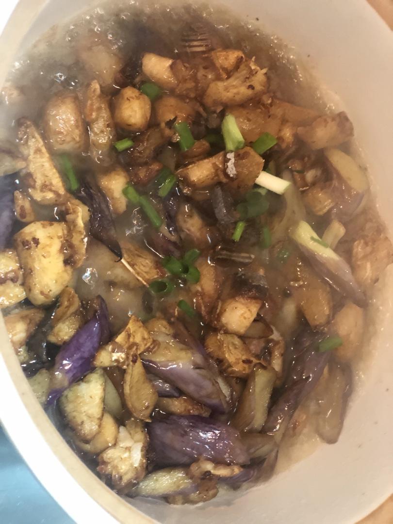 咸鱼茄子煲