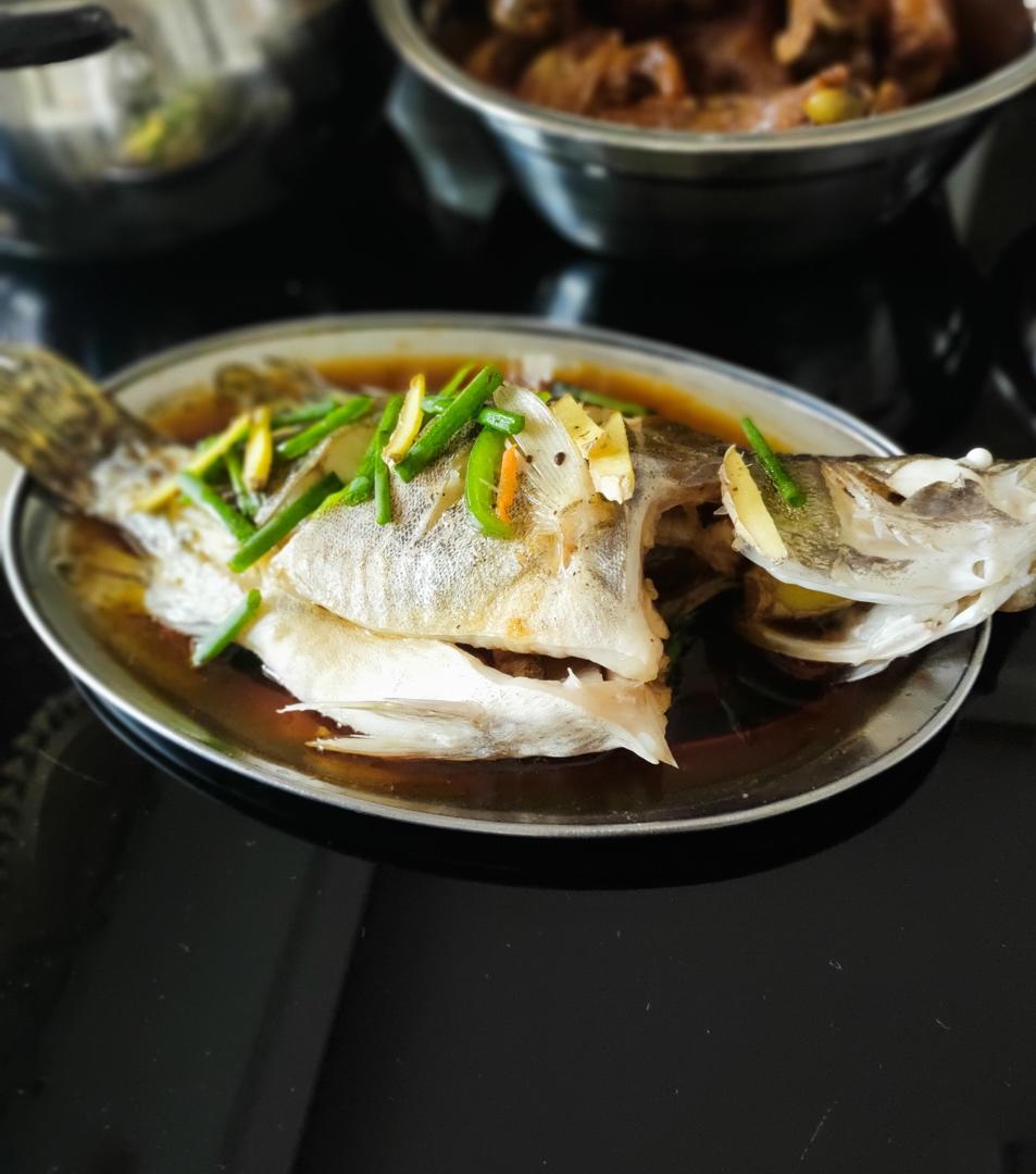 清蒸桂花鱼(鳜鱼)，适合各种清蒸鱼，超级鲜美