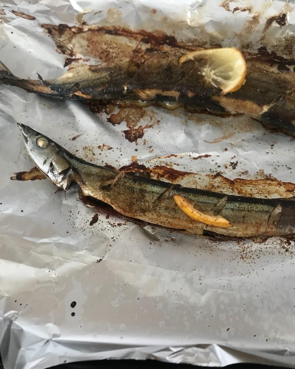 烤秋刀鱼