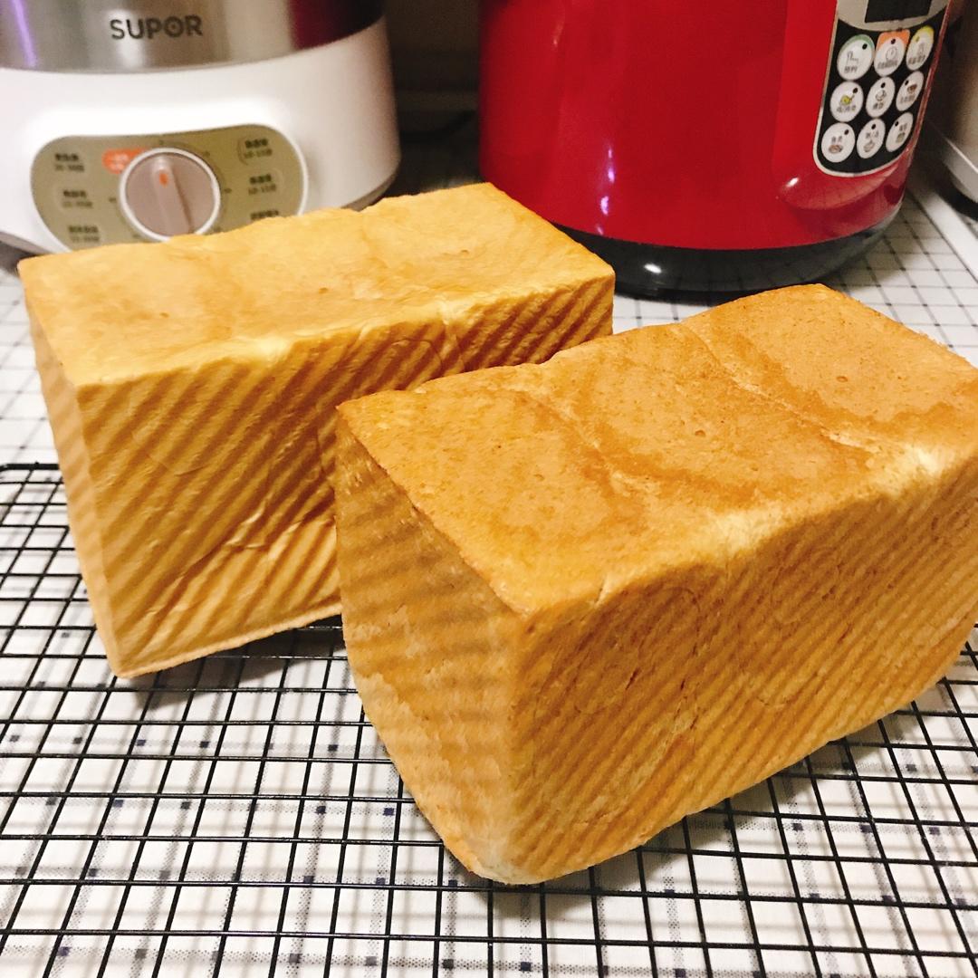 Poolish种（波兰种）吐司——不推荐不行的吐司配方