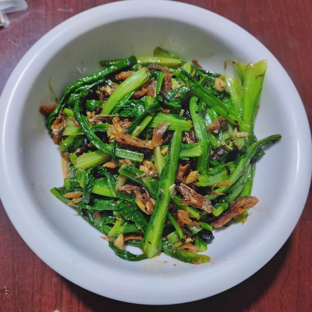 家常菜豆豉鲮鱼油麦菜