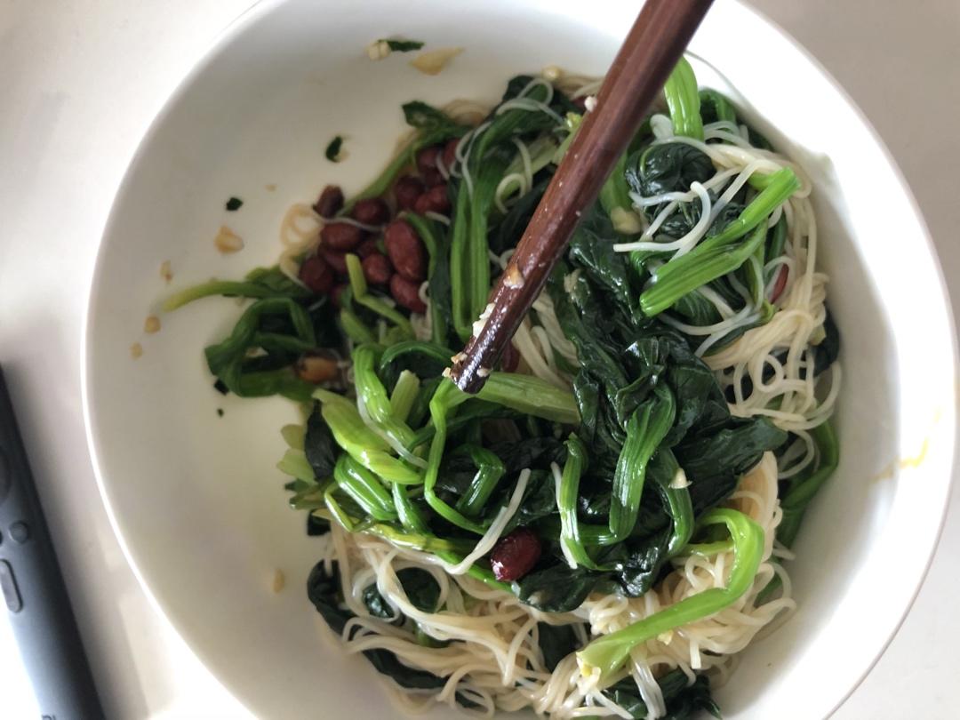 凉拌粉丝菠菜