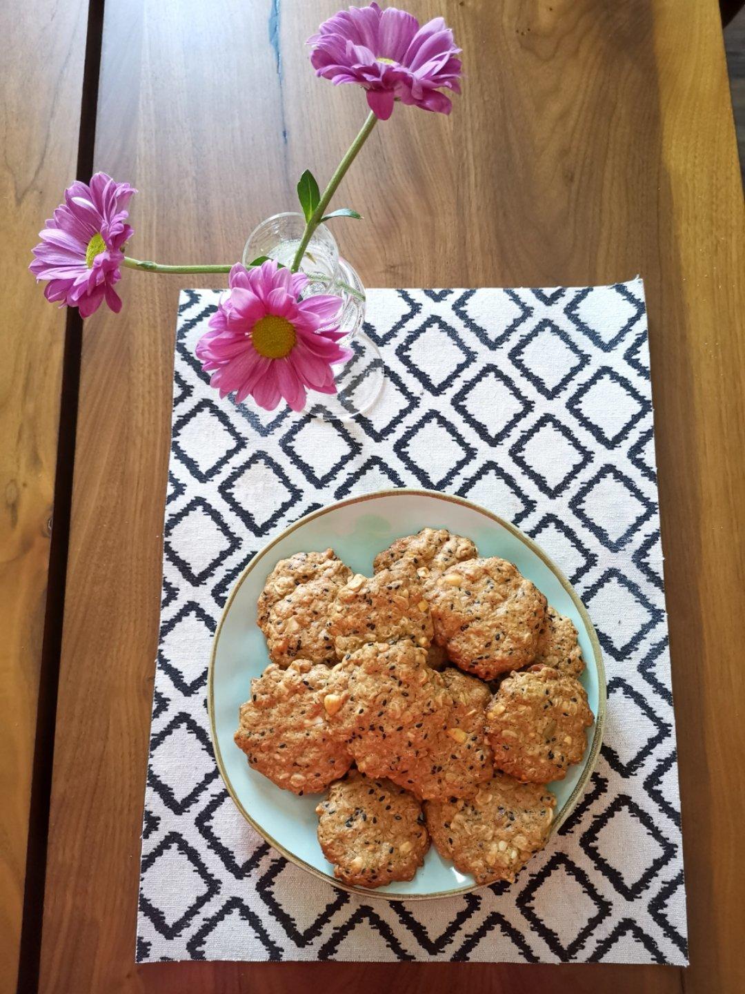 红糖燕麦坚果酥