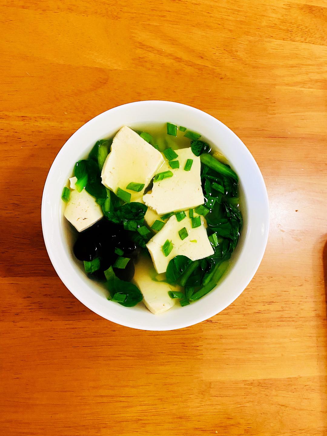 驱寒养胃还减肥的零油脂青菜豆腐汤