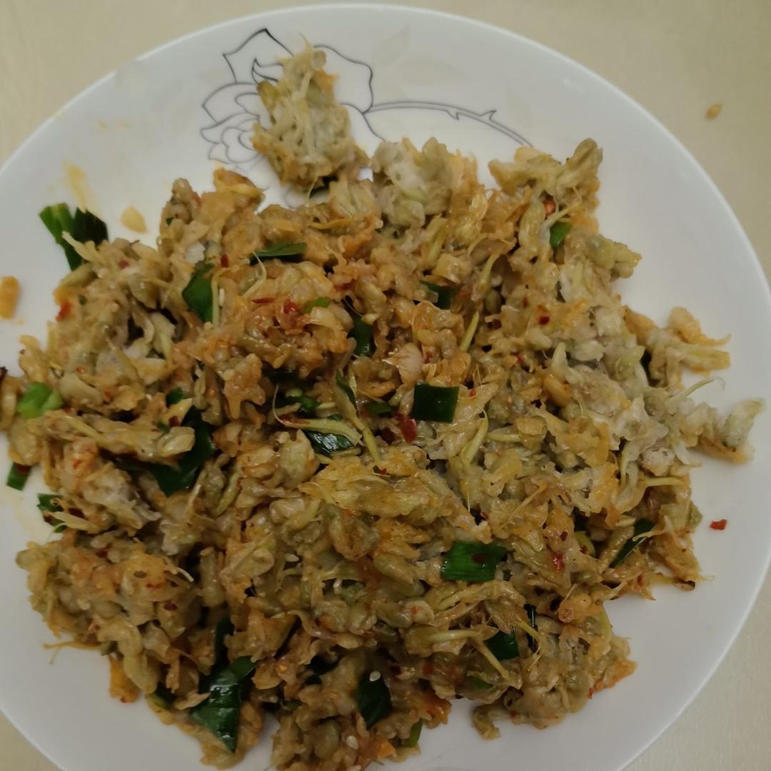 陕西特色小吃～槐花麦饭