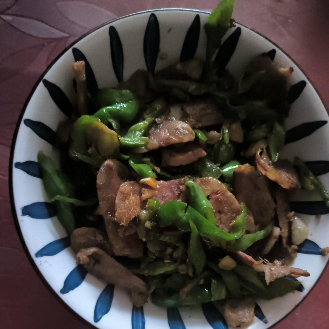 青椒炒香肠