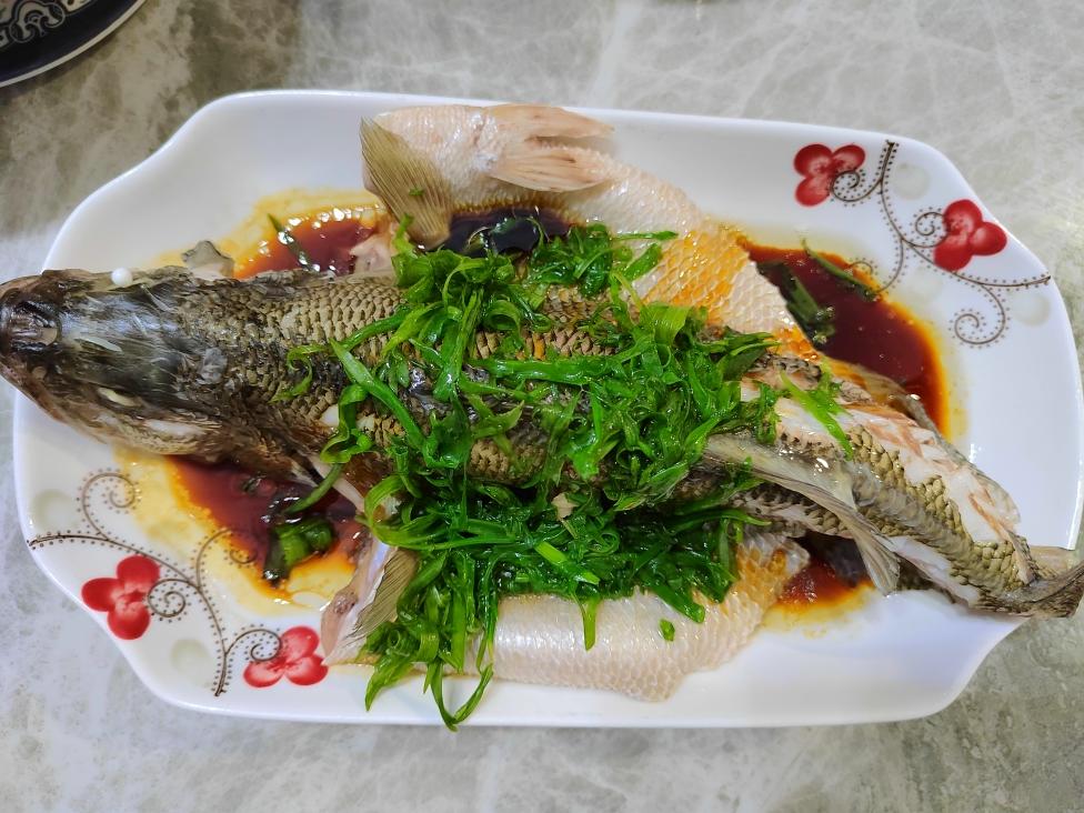 清蒸鲈鱼