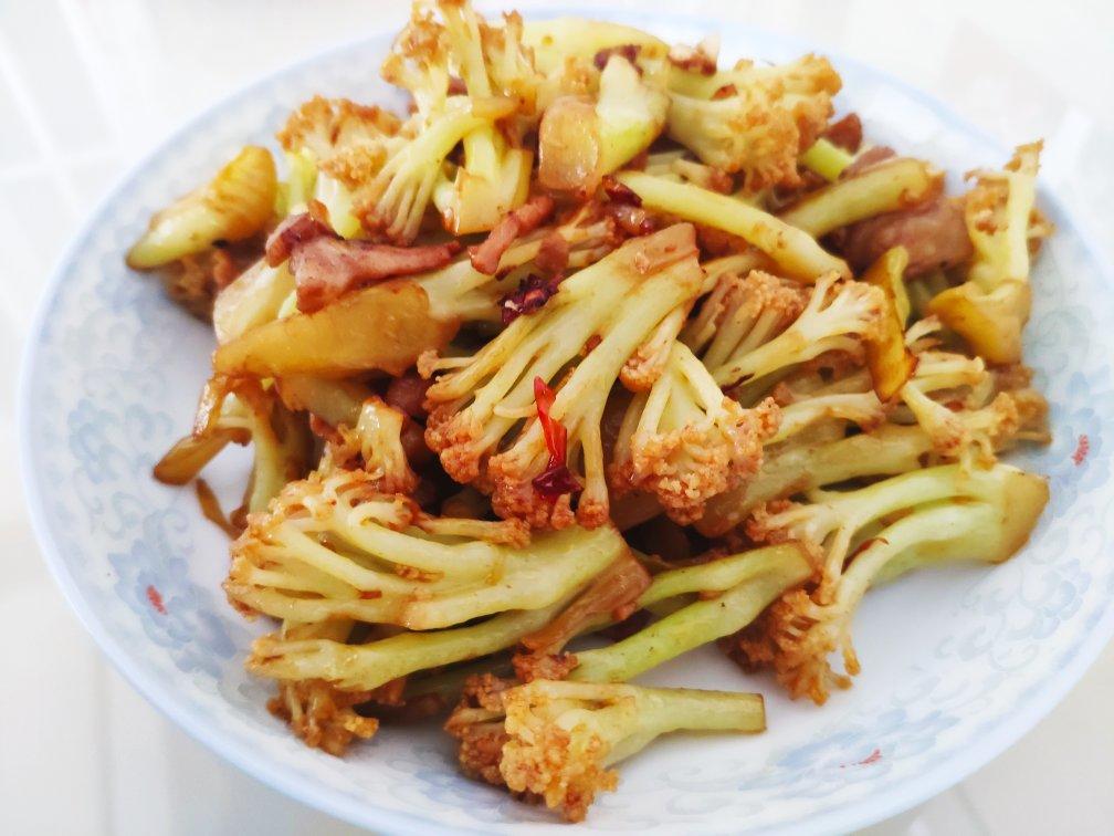 老丁的私房菜-干锅花菜