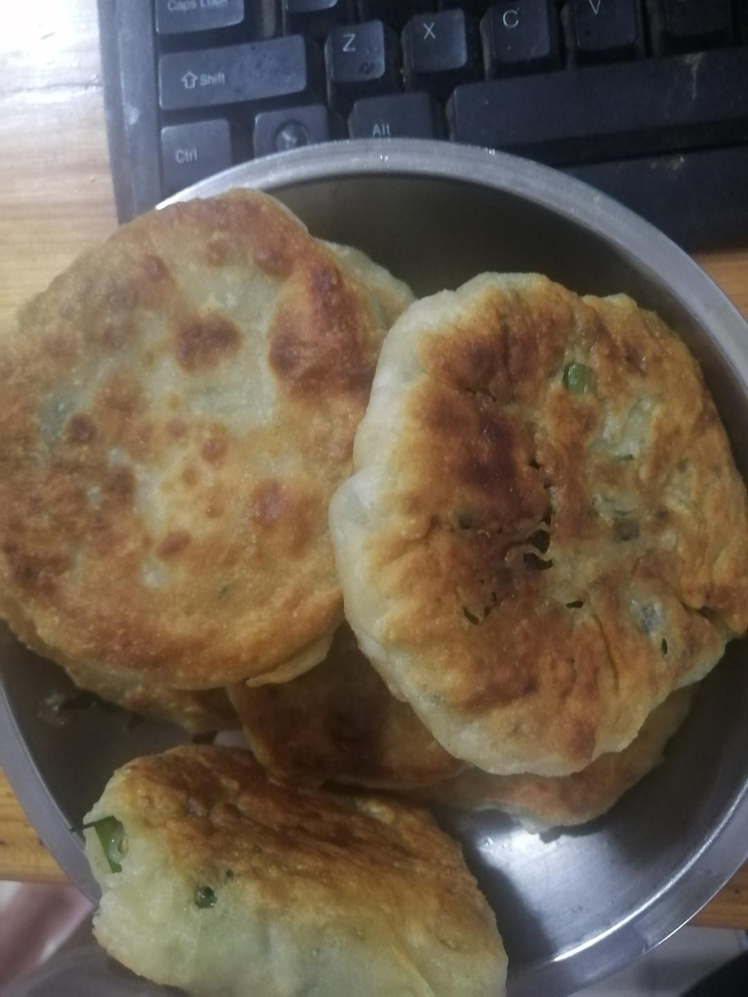 皮薄如纸的韭菜馅饼|免揉面法