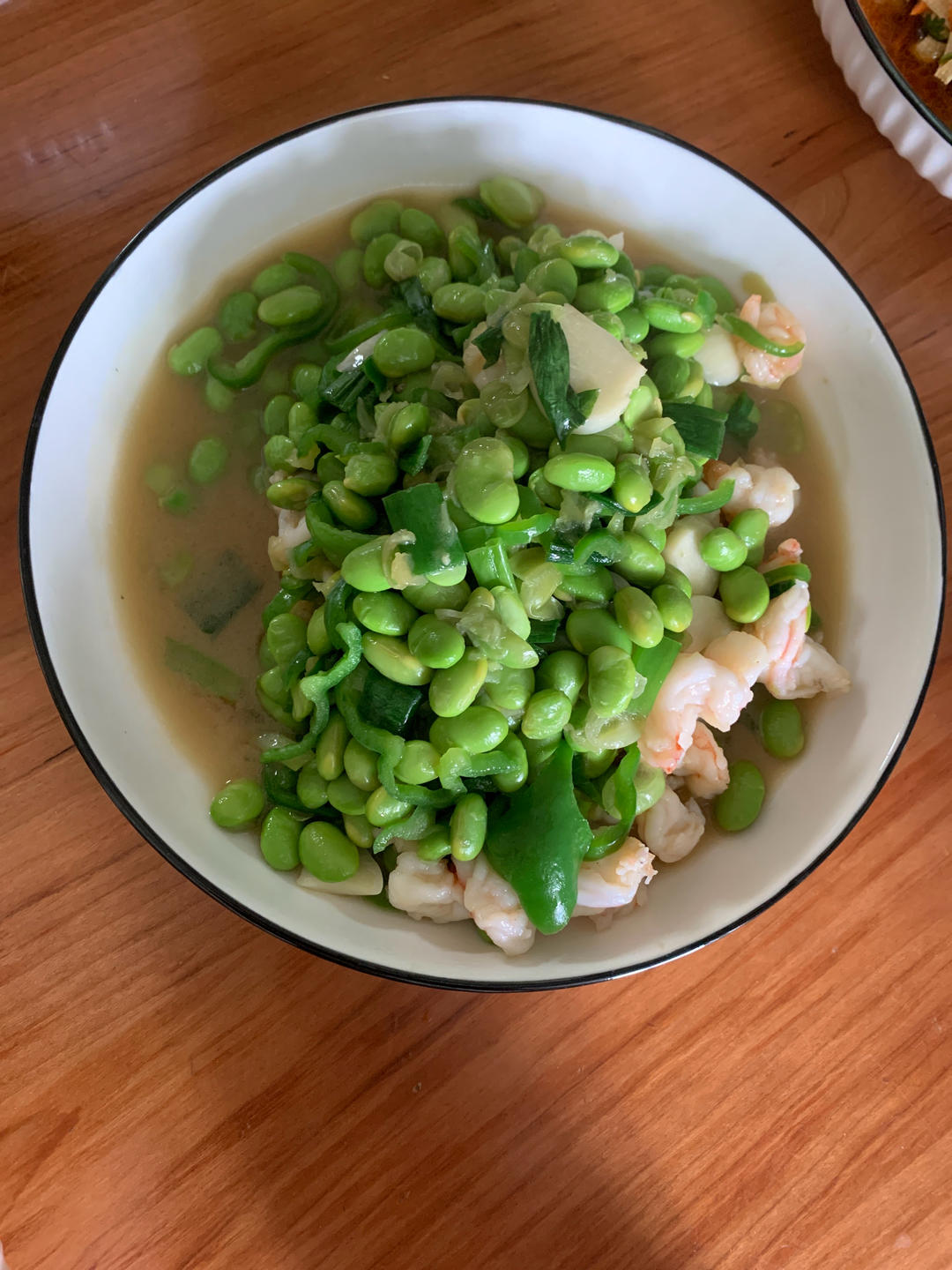 鲜掉眉毛的虾仁🍤炒毛豆米