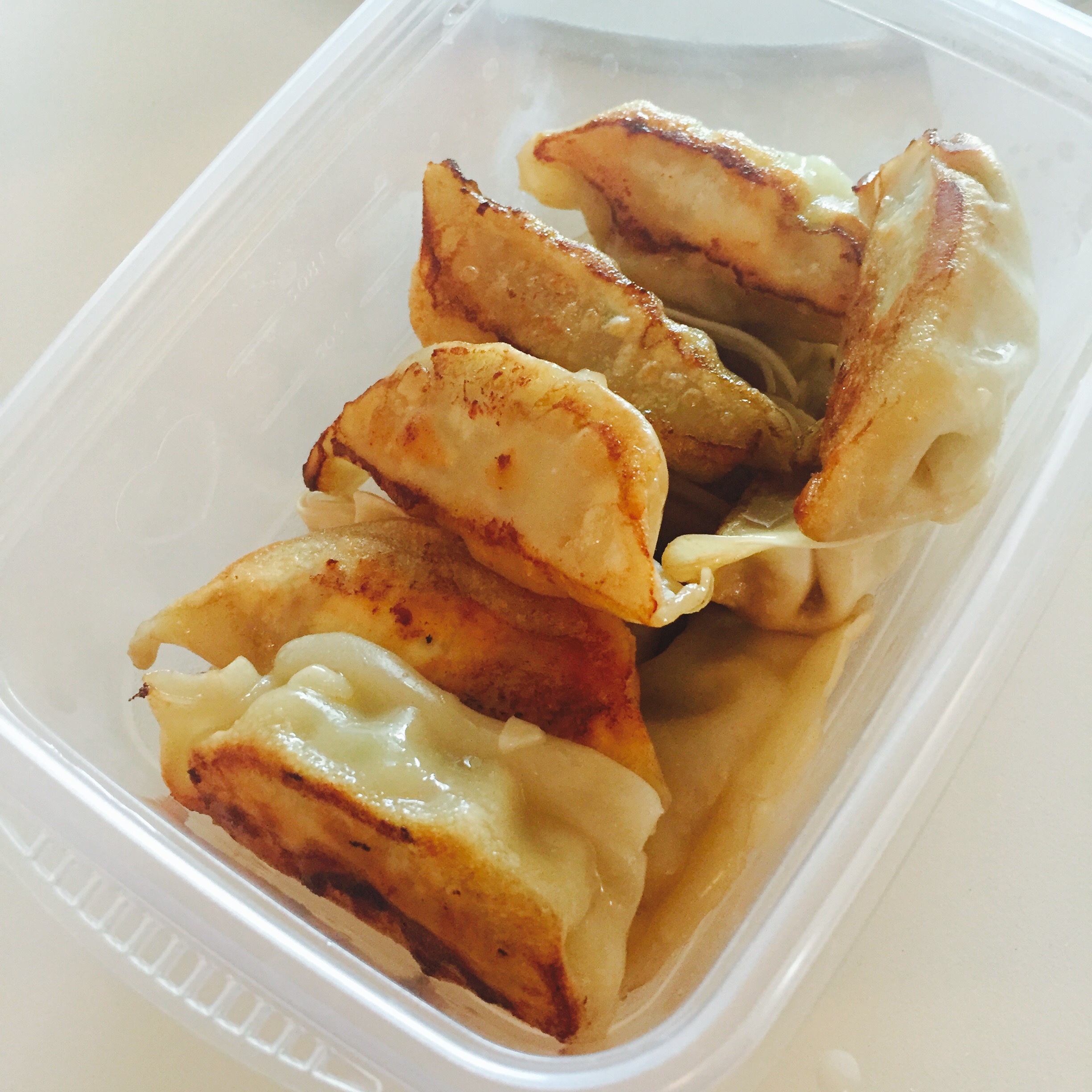 速冻水饺吃腻了吗~变锅贴吧(๑´ڡ`๑)
