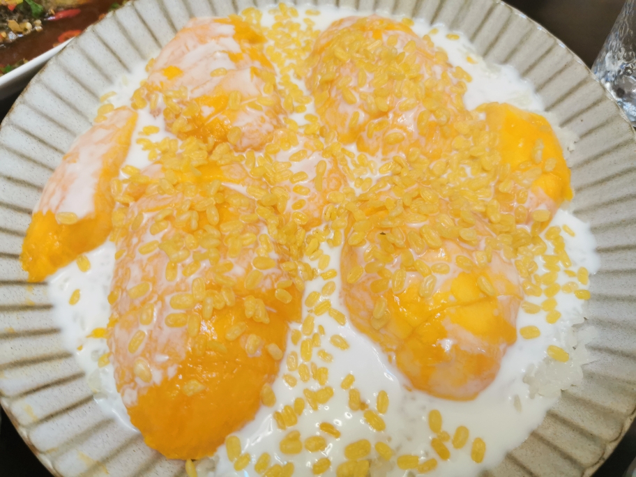 芒果糯米饭的做法