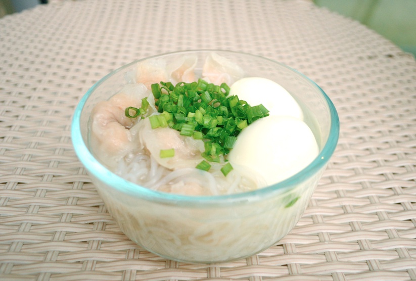 来个谱放午餐盒