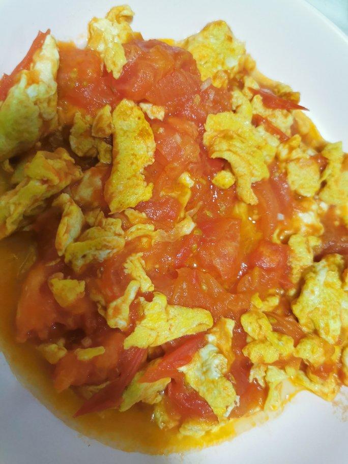 番茄炒鸡蛋（超浓的番茄味）