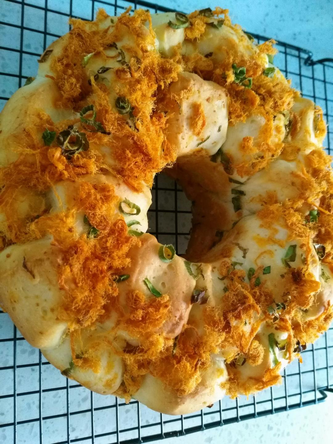 香葱肉松手撕面包