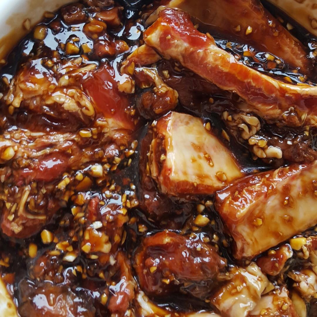 香到骨头里的蒜香排骨（烤箱）