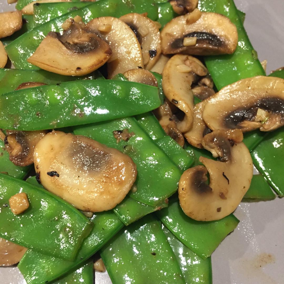 荷兰豆炒蘑菇