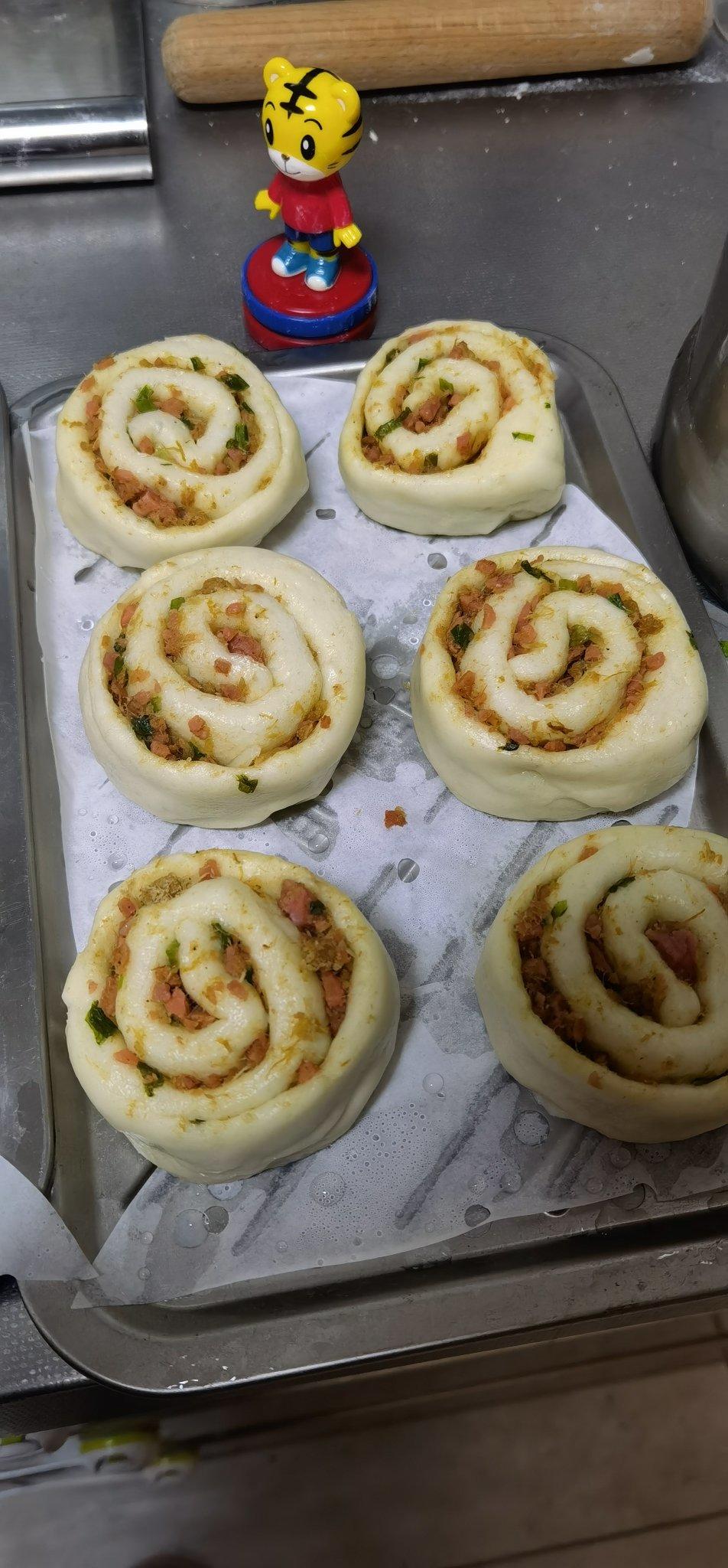 简易版肉松葱花卷