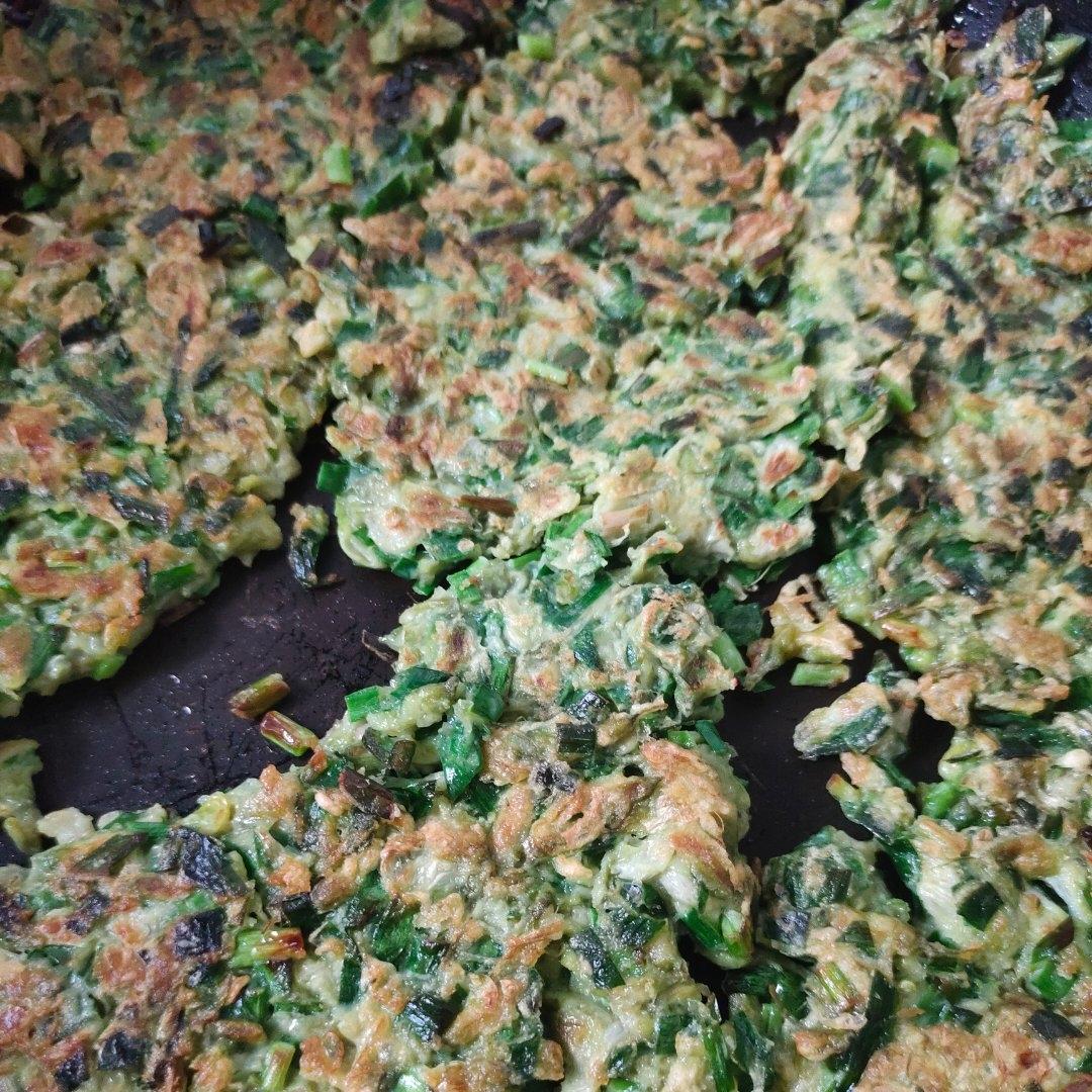槐花鸡蛋饼～春天的味道
