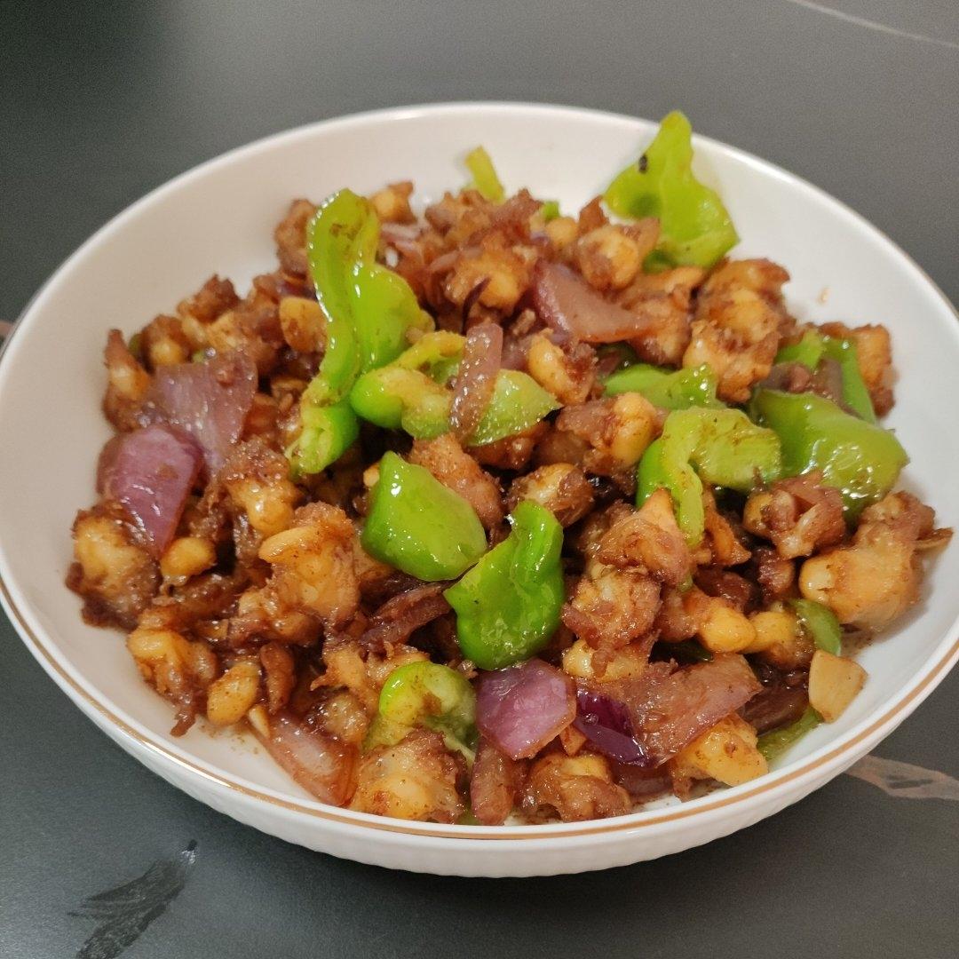 孜然爆炒掌中宝(鸡脆骨)