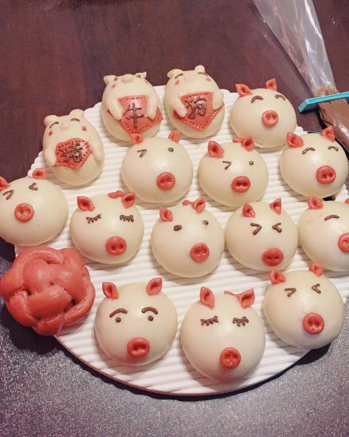 小猪馒头
