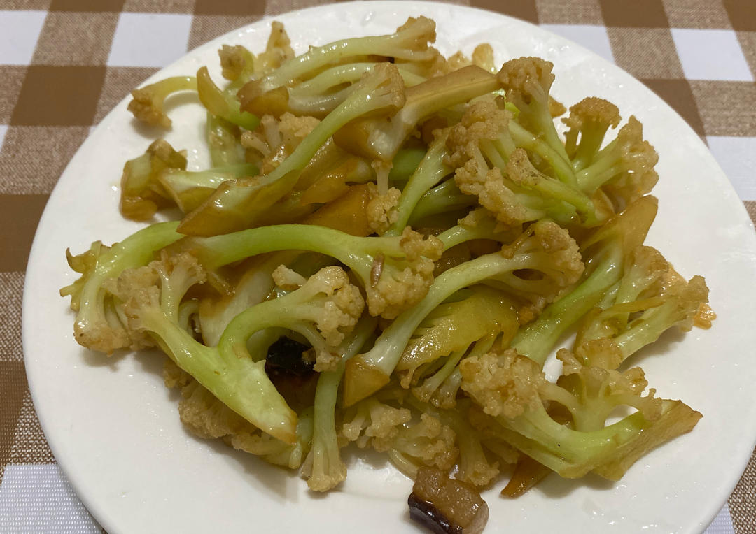 比肉还好吃的素炒菜花