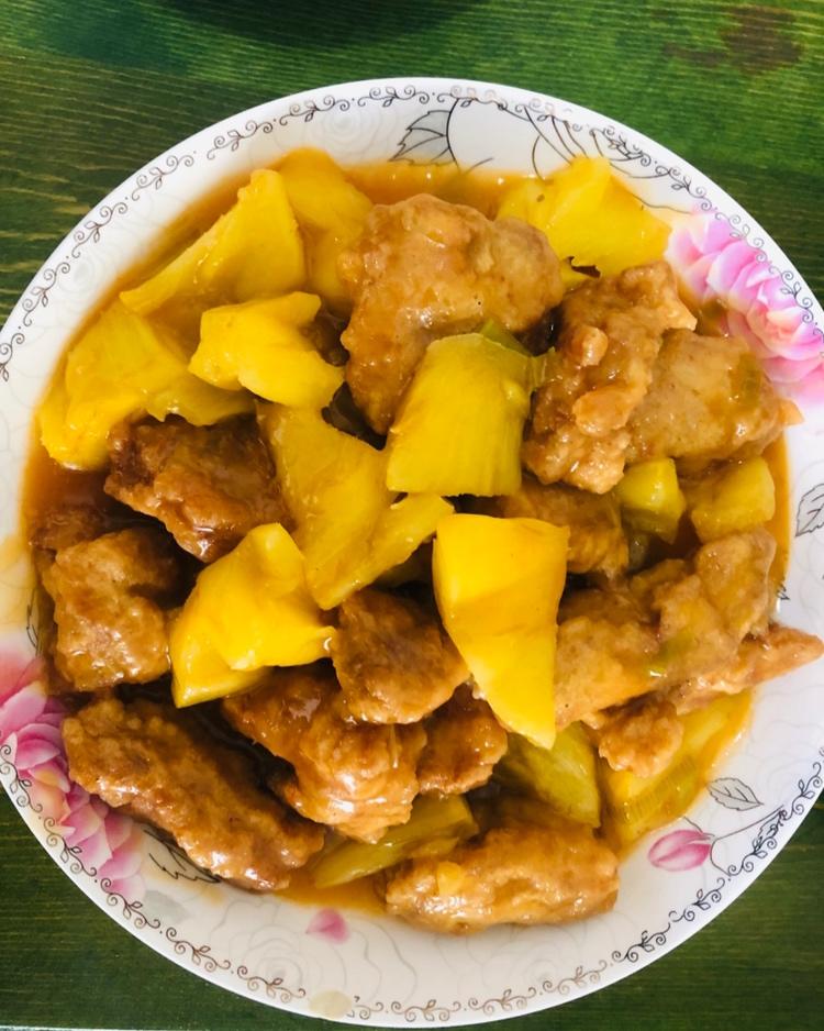 菠萝咕噜肉