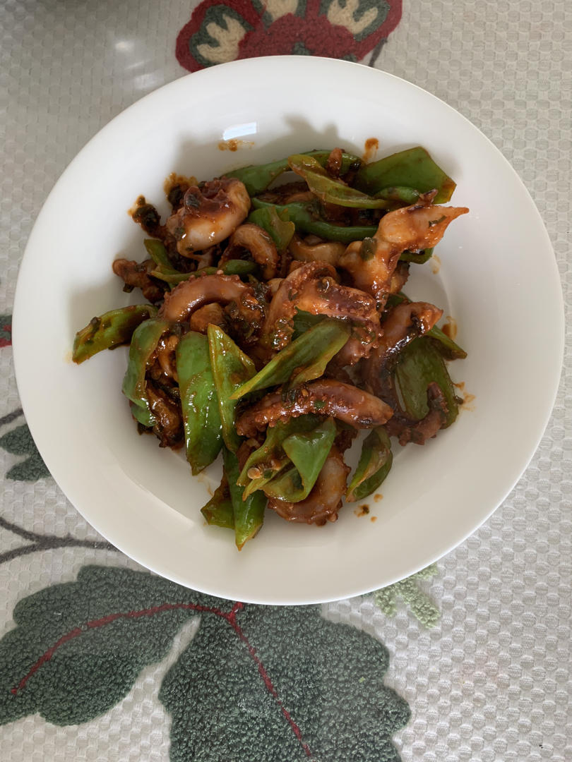 香辣鱿鱼须 赛过铁板的味道