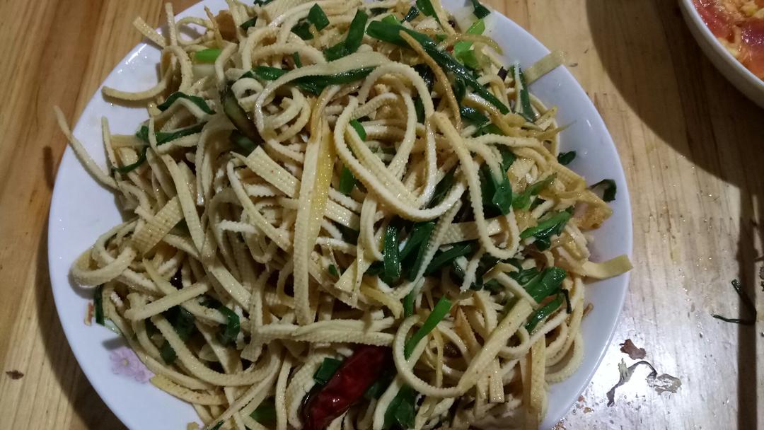 千张丝炒韭菜