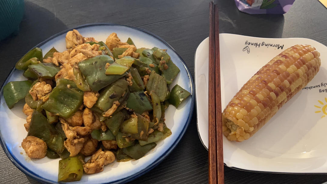 青椒炒鸡胸肉，超美味哟！超简单！