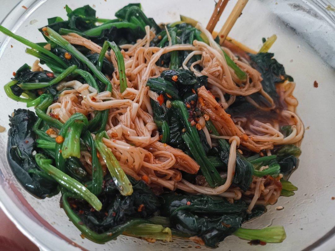 凉拌菠菜金针菇