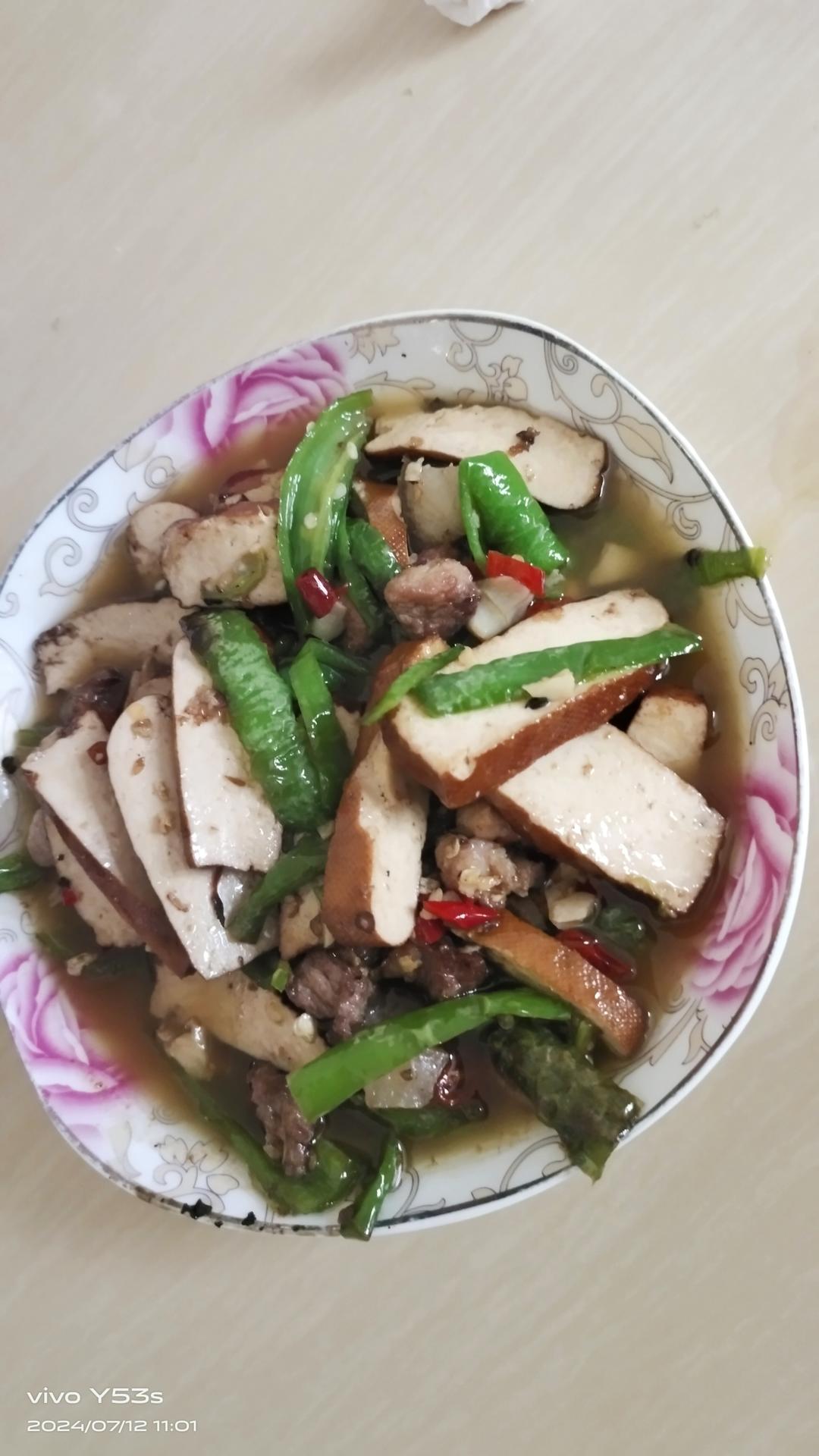 青椒炒香干