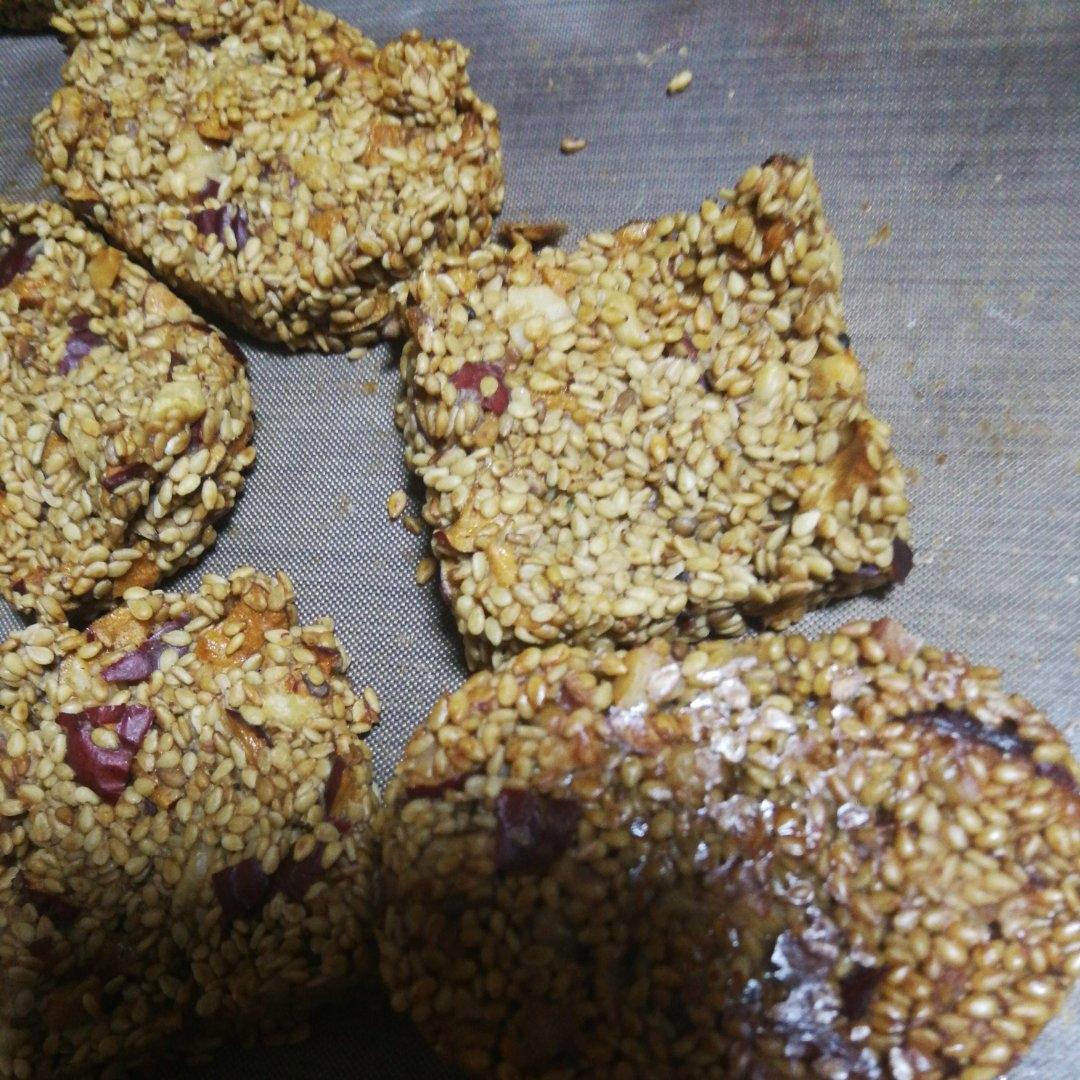 健康营养零食——芝麻核桃薄脆