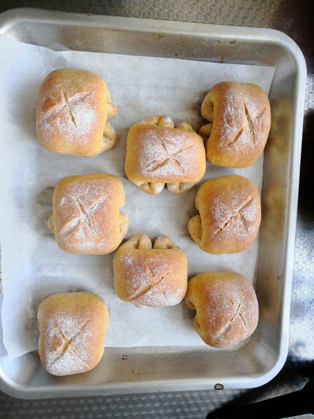 轻盈如棉花·奶香柔绵十足的牛奶面包