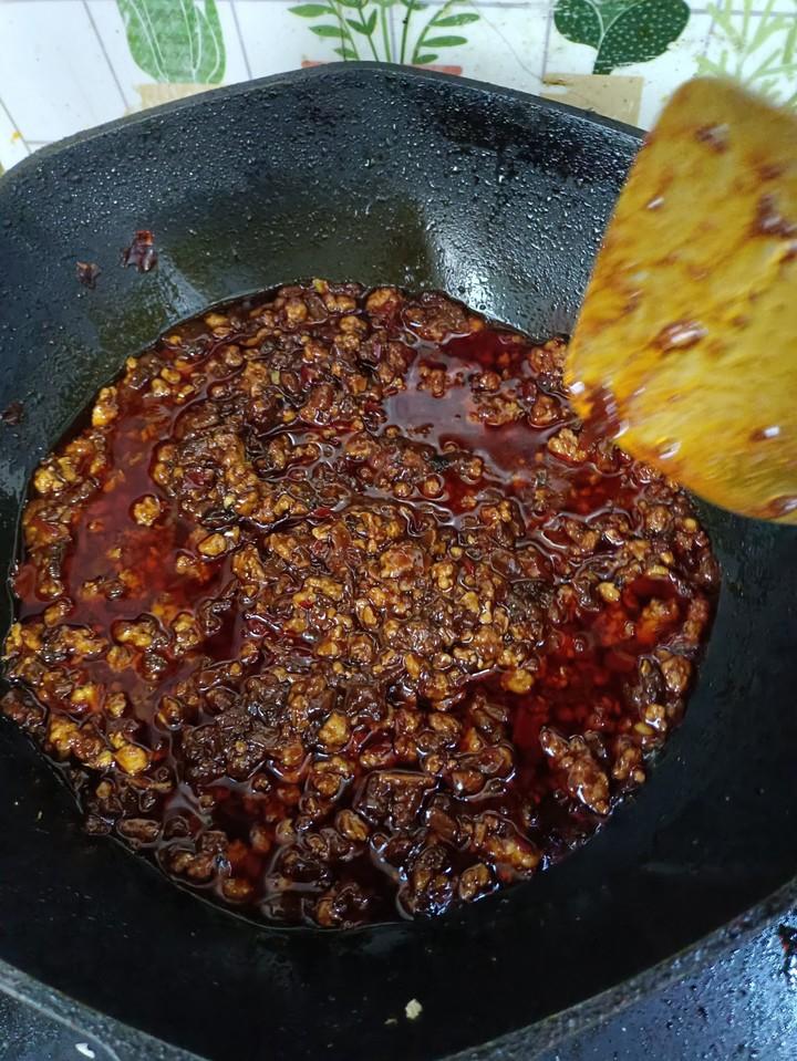 香菇肉酱炸酱面拌面